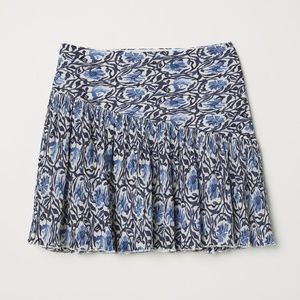 NWT H & M Pleated Blue/Black/White Pleated Skirt